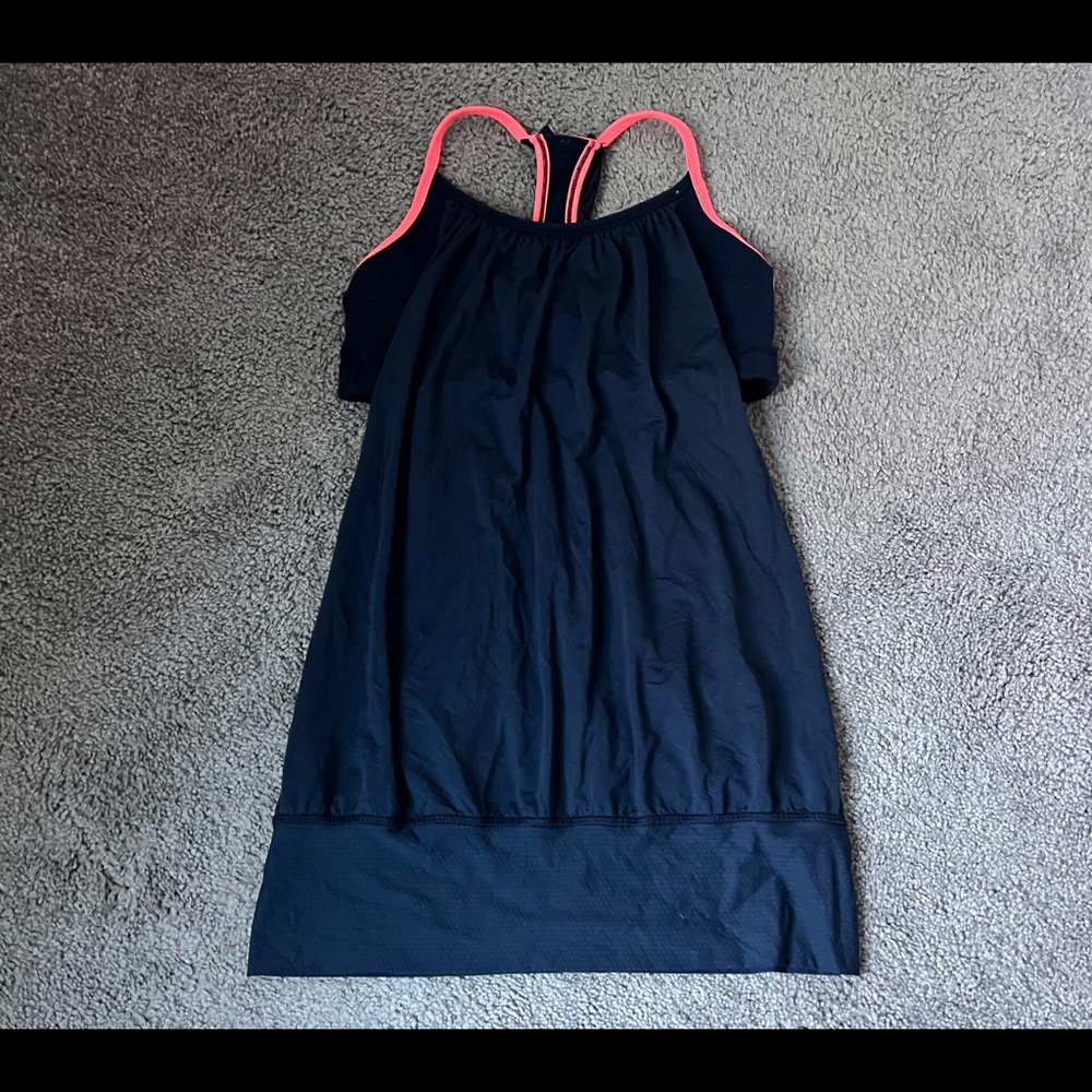 Lululemon no limits tank